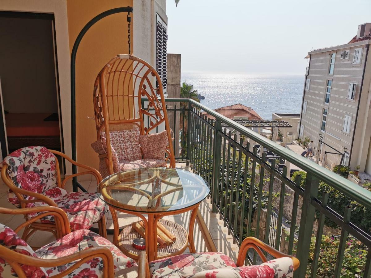 Apartments Rales Sveti Stefan Exteriér fotografie